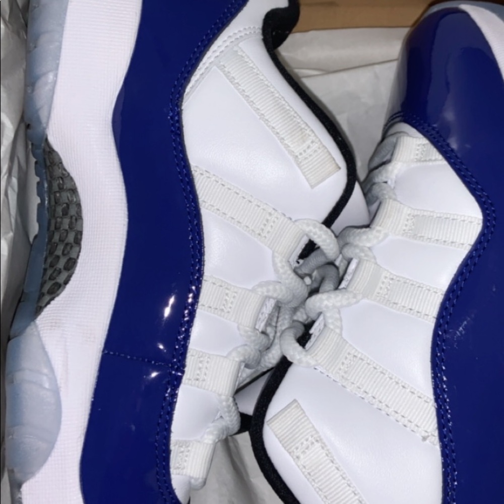 Jordan retro 11